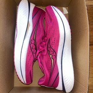 BRAND NEW Saucony Endorphin Speed 3